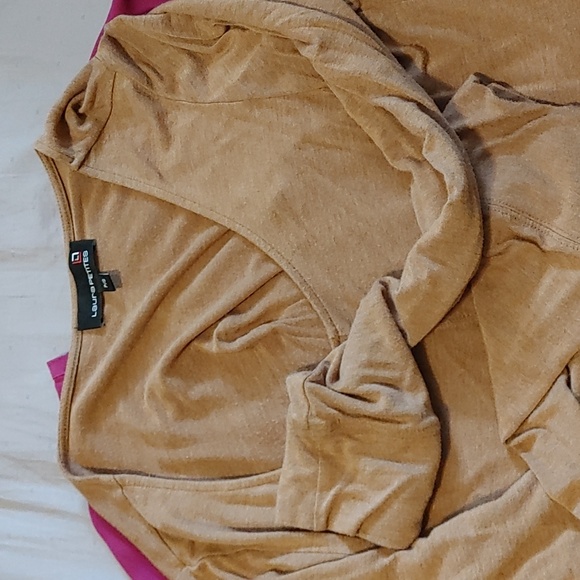 Beige soft sweater - Picture 2 of 2